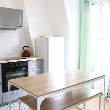 2p With Wifi Near Paris * Clichy