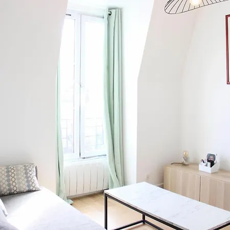 2p With Wifi Near Paris Apartment *